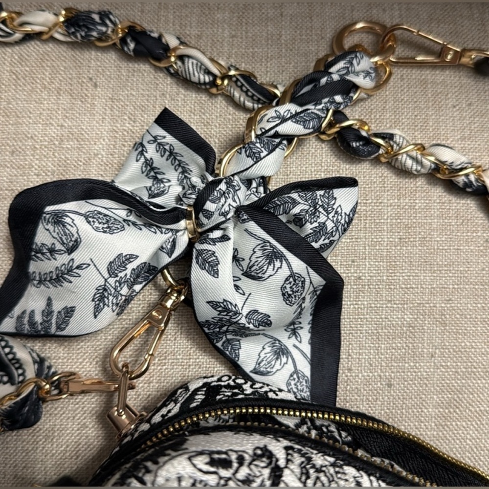 DIOR Beauty Cosmetic Bag Converted to Crossbody; Includes 2 Straps - Picture 2 of 6